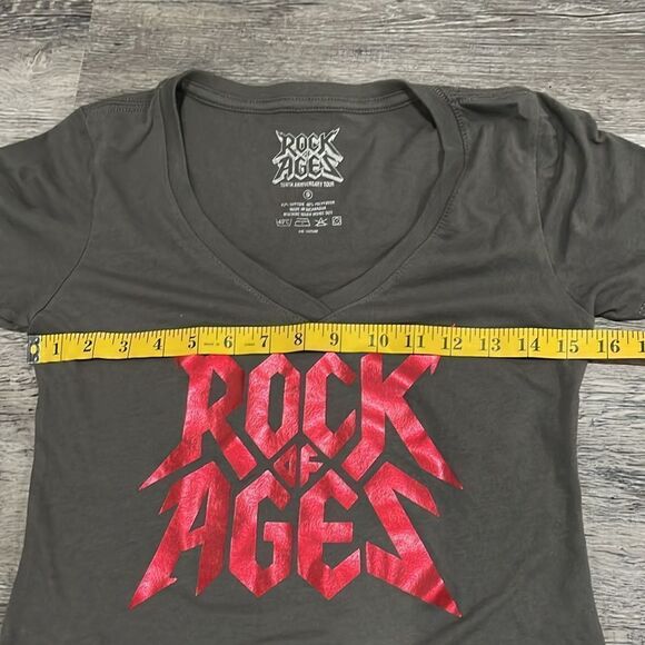 Rock of Ages 10th Anniversary Broadway tour v neck T-shirt - small - Picture 7 of 7